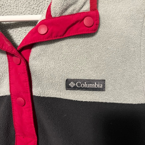 Columbia Fleece Pull over - Picture 5 of 11